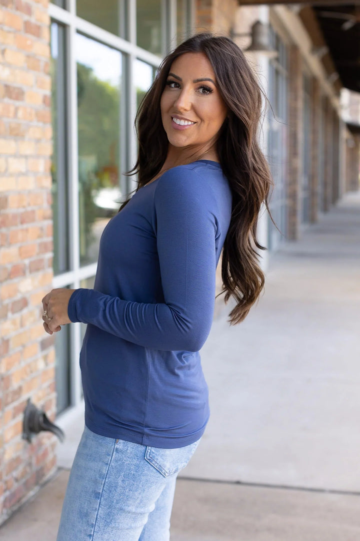 Larissa Long Sleeve V-Neck Top | Blue