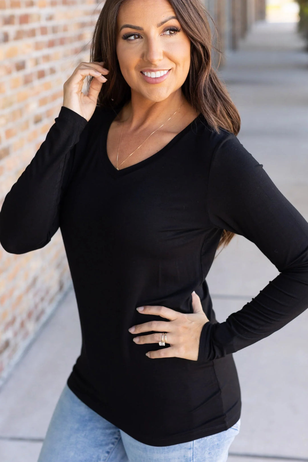 Larissa Long Sleeve V-Neck Top | Black